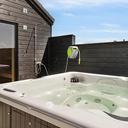Σπίτι διακοπών Lovely In With Sauna